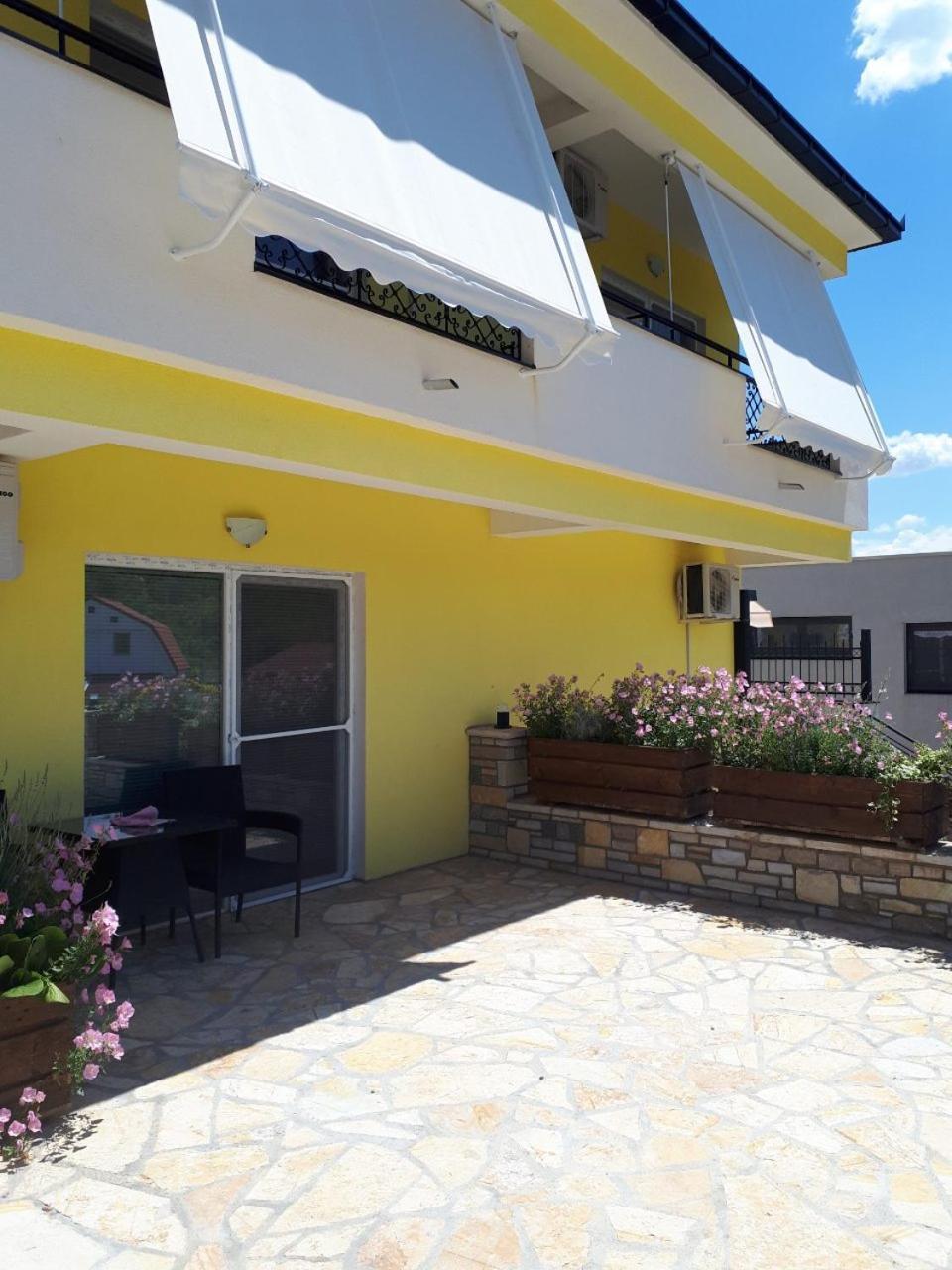 Apartments And Villas Janev Dojran Exterior photo
