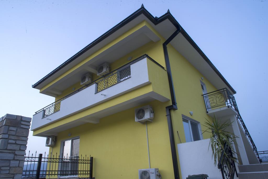 Apartments And Villas Janev Dojran Exterior photo